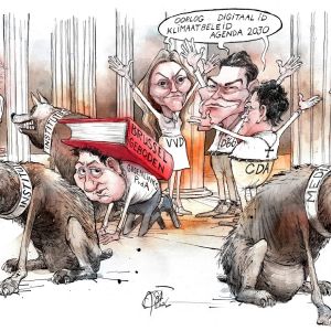 130 Een nieuw kabinet om de Brusselse dictaten te blijven volgen